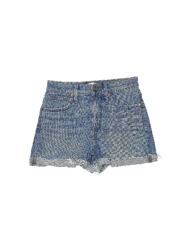 Mid-Rise Denim Shorts in Medium Wash