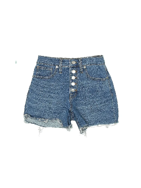 Mid-Rise Denim Shorts in Medium Wash